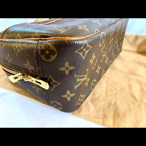 ❌ SOLD ❌Pre-owned Louis Vuitton Trouville Handbag - Picture 8 of 16